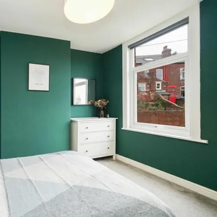 Image 7 - Fulmer Road, Sheffield, S11 8UF, United Kingdom - Townhouse for sale