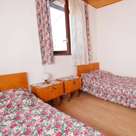 Image 4 - 51521 Punat, Croatia - Apartment for rent