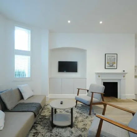 Image 5 - 151 Cromwell Road, London, SW5 0TL, United Kingdom - Apartment for rent