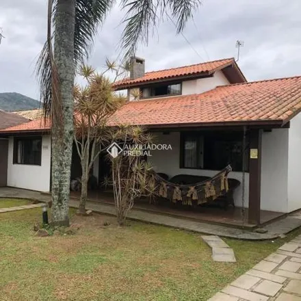 Buy this 2 bed house on unnamed road in Areias de Palhocinha, Garopaba - SC