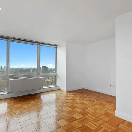 Image 5 - One Carnegie Hill, 213 East 96th Street, New York, NY 10029, USA - Apartment for rent