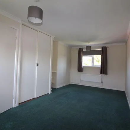 Rent this 2 bed townhouse on Bath Close in Huntingdonshire, PE28 2ES