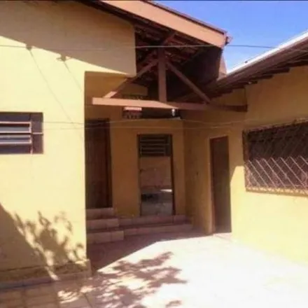 Buy this 3 bed house on Rua José Maria Miranda in Centro, Sumaré - SP