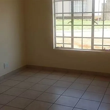 Image 6 - Berg Avenue, Amandasig, Akasia, 0118, South Africa - Townhouse for rent