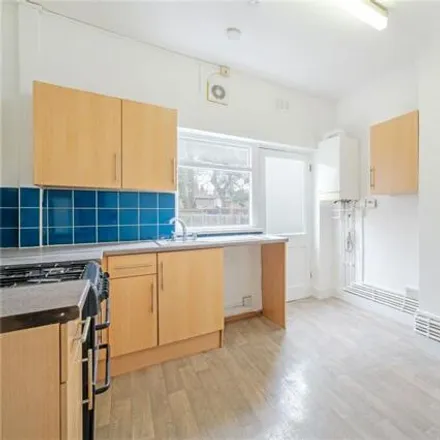 Image 7 - 37 Limes Grove, London, SE13 6DD, United Kingdom - Apartment for rent