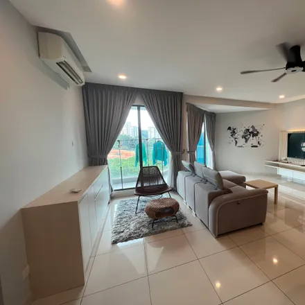 Rent this 3 bed apartment on Jalan 1/141 in Salak South, 57100 Kuala Lumpur