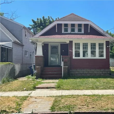 Buy this 3 bed house on 1821 South Avenue in City of Niagara Falls, NY 14305