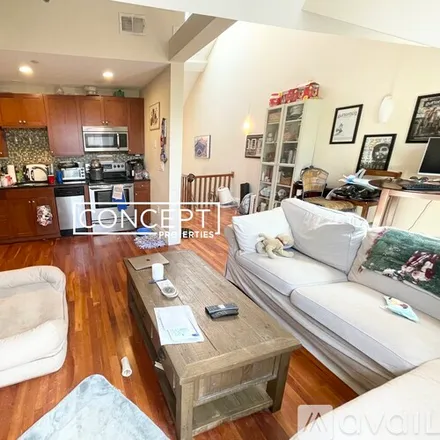 Rent this 1 bed apartment on 16 Temple St