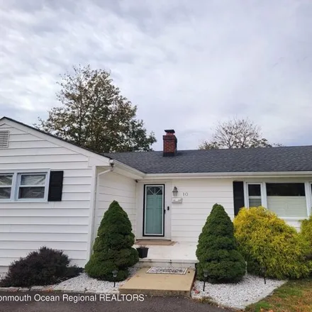 Rent this 4 bed house on 18 Johnston Street in Oakhurst, Ocean Township