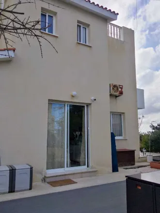 Rent this 3 bed house on 8577 Κοινότητα Τάλας