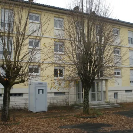 Image 6 - 113 Avenue du Maréchal Foch, 16600 Ruelle-sur-Touvre, France - Apartment for rent