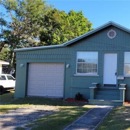 Rent this 2 bed house on 217 N Kentucky Ave in Deland, Florida