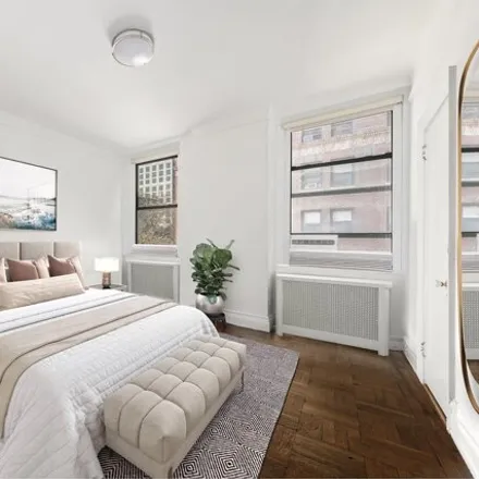 Image 5 - Astor Court Apartments, West 89th Street, New York, NY 10024, USA - Apartment for sale