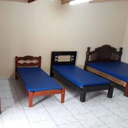 Rent this 3 bed house on Mogi das Cruzes