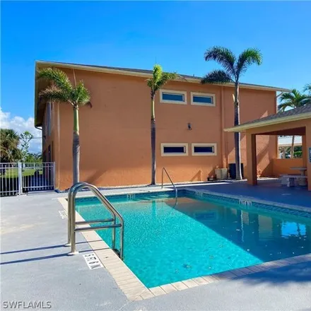 Rent this 2 bed condo on 1133 Southwest 48th Terrace in Cape Coral, FL 33914