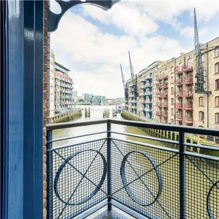 Buy this 1 bed apartment on Java Wharf in 16 Shad Thames, London