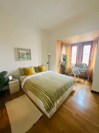 Image 1 - Olona, Viale Coni Zugna, 43, 20144 Milan MI, Italy - Room for rent