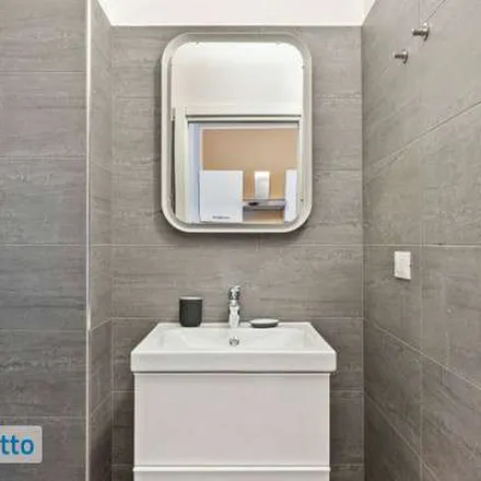Image 2 - Via Luciano Manara, 29135 Milan MI, Italy - Apartment for rent