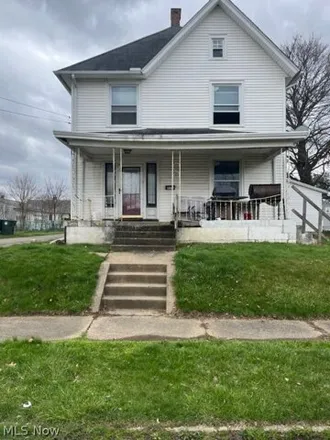 Buy this 3 bed house on 1005 Dryden Avenue Southwest in Canton, OH 44706