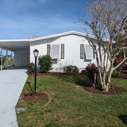 Buy this studio apartment on 2938 Fiddlewood Circle in Saint Lucie County, FL 34952