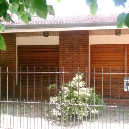 Image 2 - Argentino Roca, Quilmes Oeste, B1879 ETH Quilmes, Argentina - House for sale