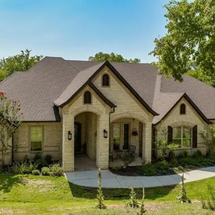 Buy this 5 bed house on 10578 Ravenswood Road in Hood County, TX 76049