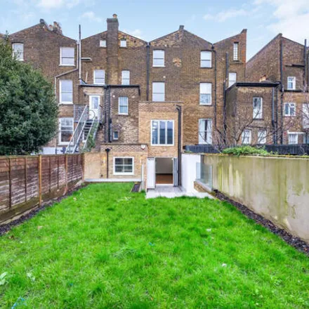 Image 6 - Farleigh Road, London, N16 7TH, United Kingdom - Townhouse for sale