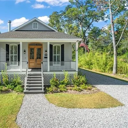 Buy this 3 bed house on 409 West 25th Avenue in Covington, LA 70433