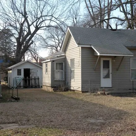 Buy this 1 bed house on East 4th Street in Eureka, KS 67045