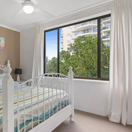 Rent this 2 bed apartment on Kirra QLD 4225