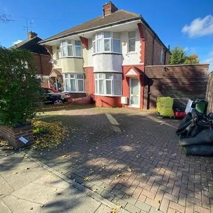 Rent this 2 bed duplex on Roman Road in Luton, LU4 9BS