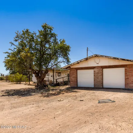 Buy this studio house on 6711 North Blue Boulevard in Picture Rocks, Pima County