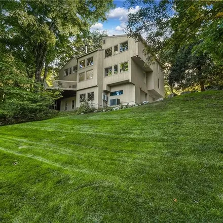 Image 2 - 13 Echo Hill Road, New Canaan, CT 06840, USA - House for sale
