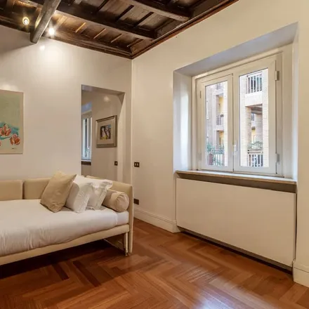 Image 1 - Rome, Roma Capitale, Italy - Apartment for rent