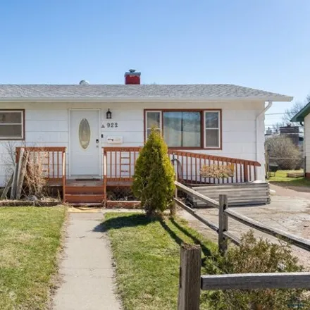 Buy this 2 bed house on 961 West Boulevard North in Rapid City, SD 57701