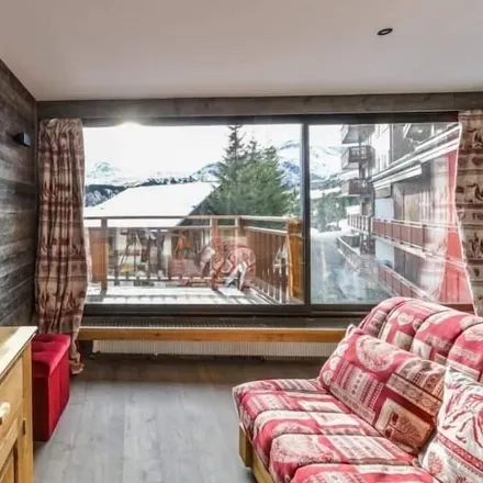 Rent this 2 bed apartment on 73120 Courchevel