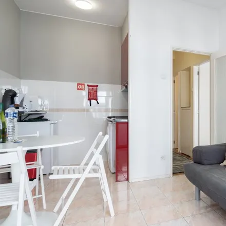 Rent this 1 bed apartment on Enfermeiros Novos do Porto in Rua do Bolhão, 4000-437 Porto