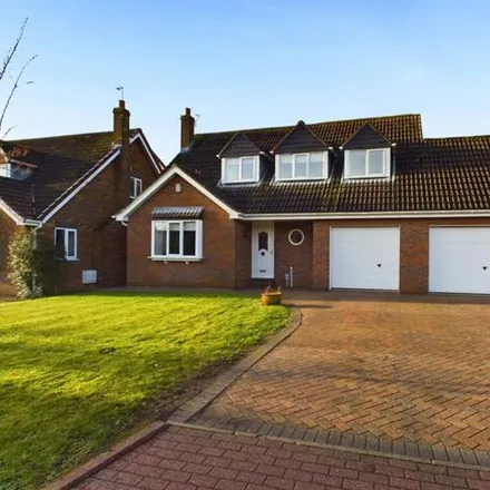 Buy this 5 bed house on Theasby Way in Leven, HU17 5QF