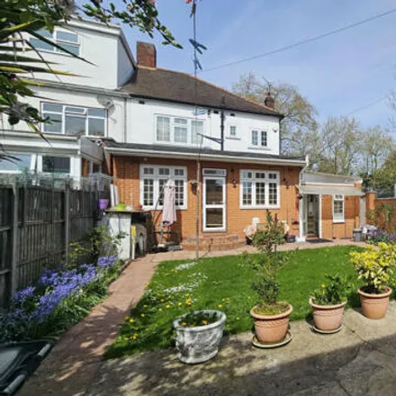 Image 2 - 230 Portway, London, E15 3QY, United Kingdom - House for rent