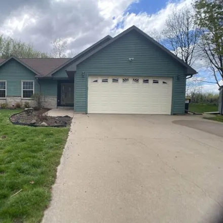 Buy this 5 bed house on 510 Maple Ridge in City of Berlin, WI 54923