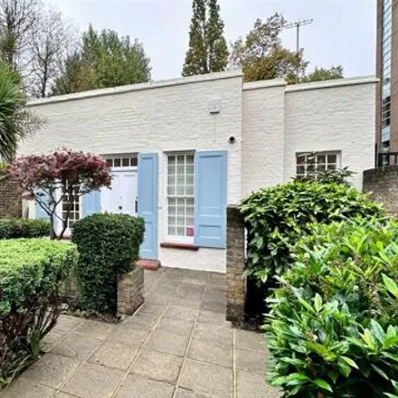 Rent this 3 bed house on 15 Hall Road in London, NW8 9RD