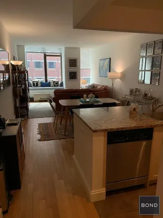 Rent this 2 bed apartment on Lenwich in 10 Hanover Square, New York