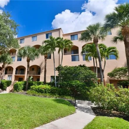 Rent this 1 bed condo on 310 Egret Circle in Delray Beach, FL 33444