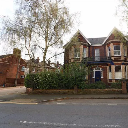 Rent this 4 bed duplex on 117 Old Tiverton Road in Exeter, EX4 6LD
