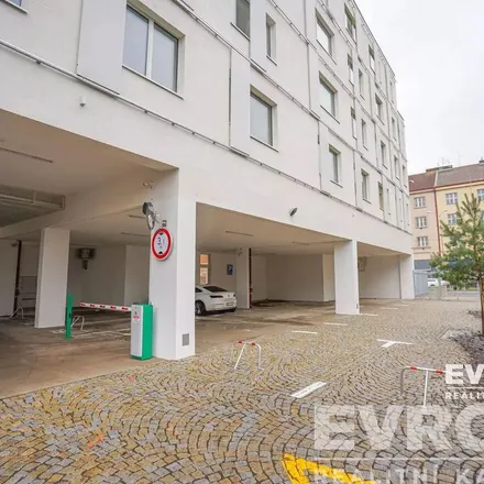 Image 4 - Cyklospecialita, Gočárova třída, 500 01 Hradec Králové, Czechia - Apartment for rent