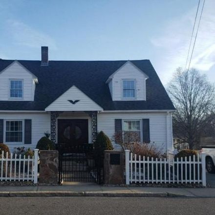 Rent this 4 bed house on 17 Union Street in Milford, MA 01757