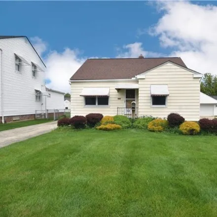 Buy this 3 bed house on 32037 Pendley Road in Willowick, OH 44095