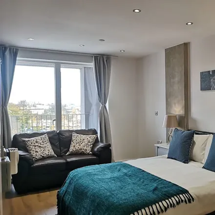 Rent this 3 bed apartment on Watford in WD17 1AP, United Kingdom
