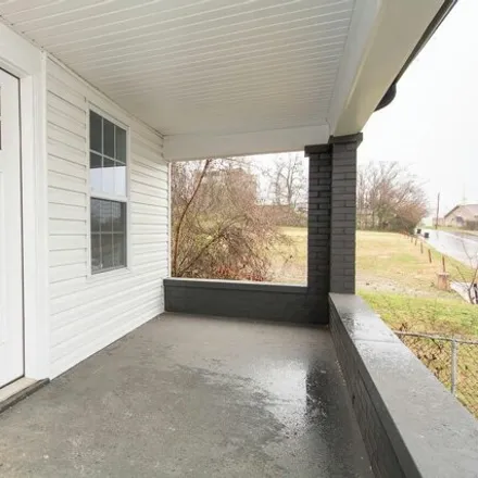 Image 3 - 1468 Bland Street, Germantown, Louisville, KY 40217, USA - House for sale