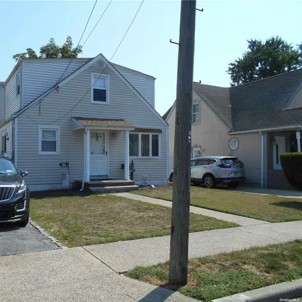 Buy this 4 bed house on 164 Lincoln Road in Franklin Square, NY 11010